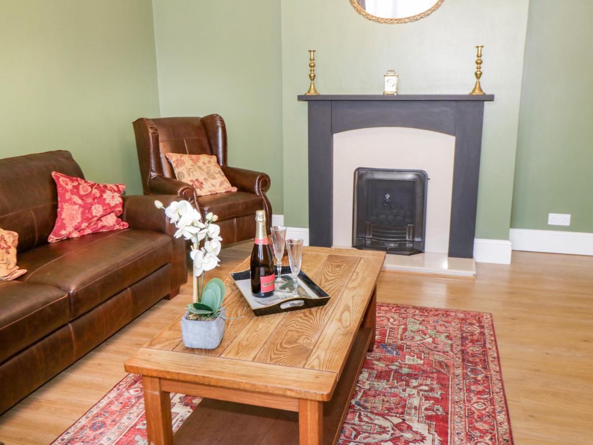 Hazeldene Villa Whitby Luaran gambar