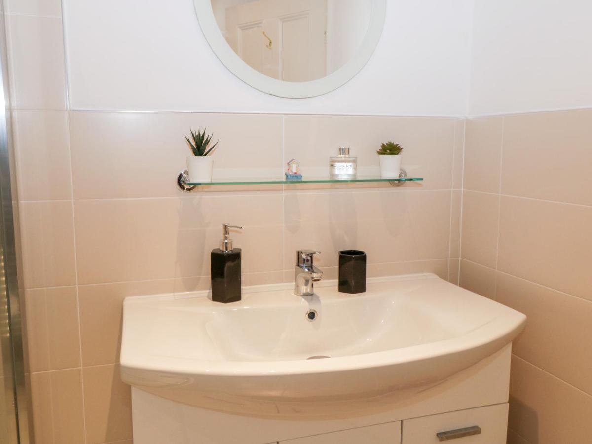 Hazeldene Villa Whitby Luaran gambar